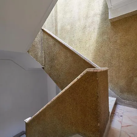 The Modest Apartment Lissabon